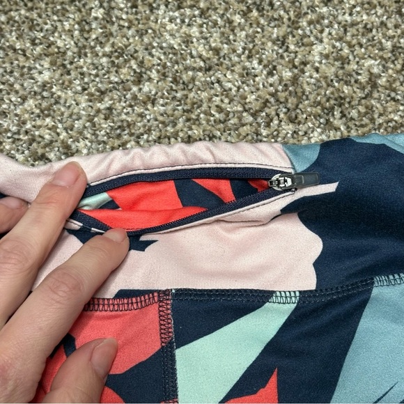 Champion Navy and Coral Floral Leggings - Picture 8 of 10